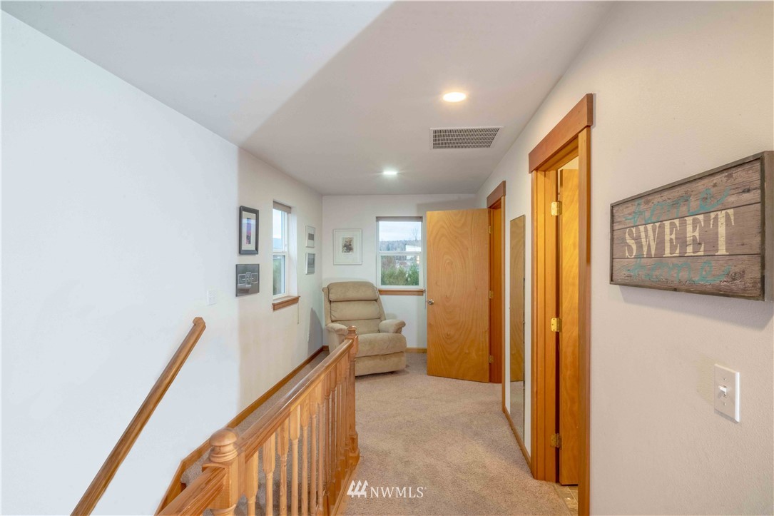 8743 Green Road Burlington, WA 98233 - Photo 13 of 25 Gallery Image 13
