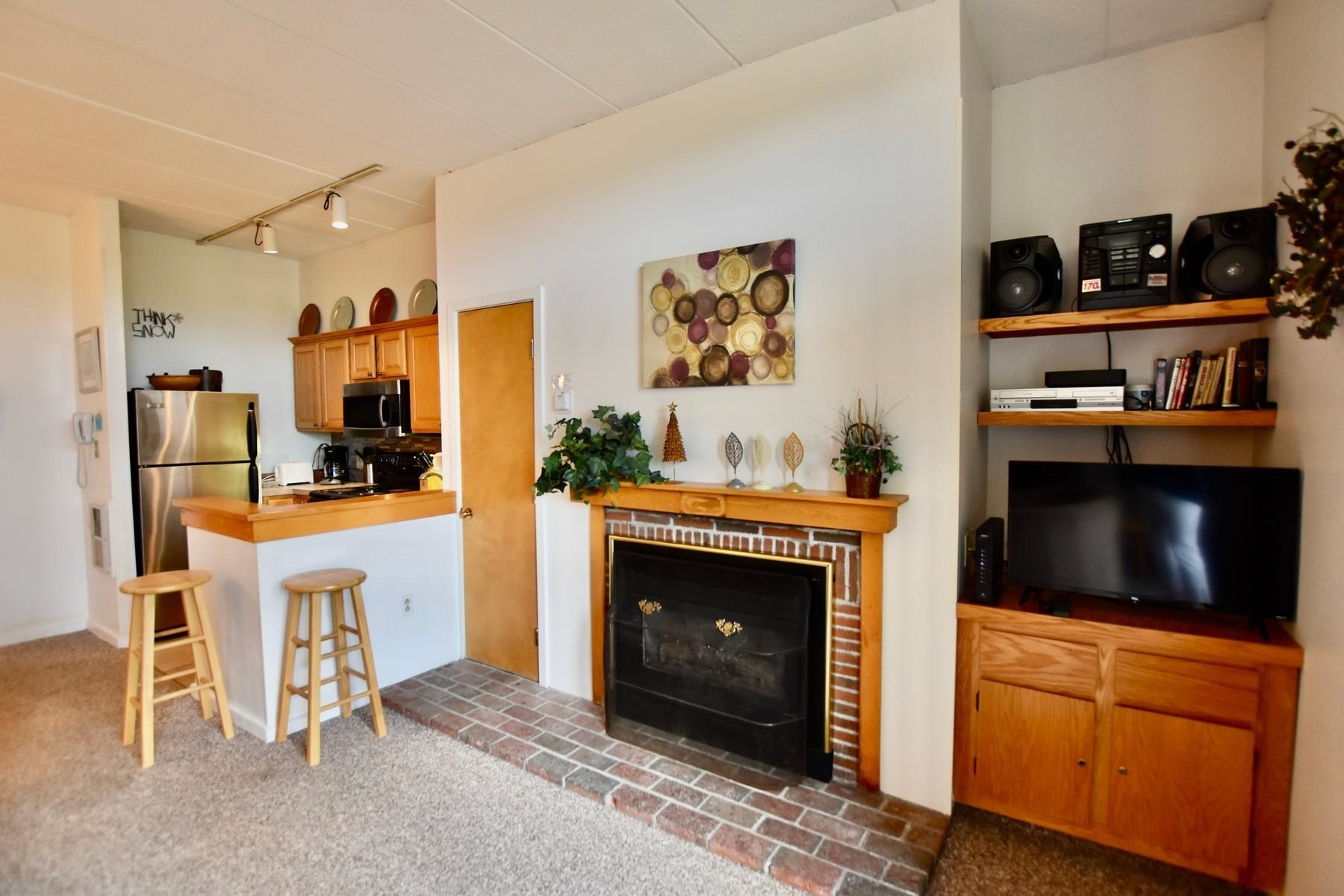 201 Old Mill Road, Unit A3 Killington, VT 05751 - Photo 8 of 21 Gallery Image 8