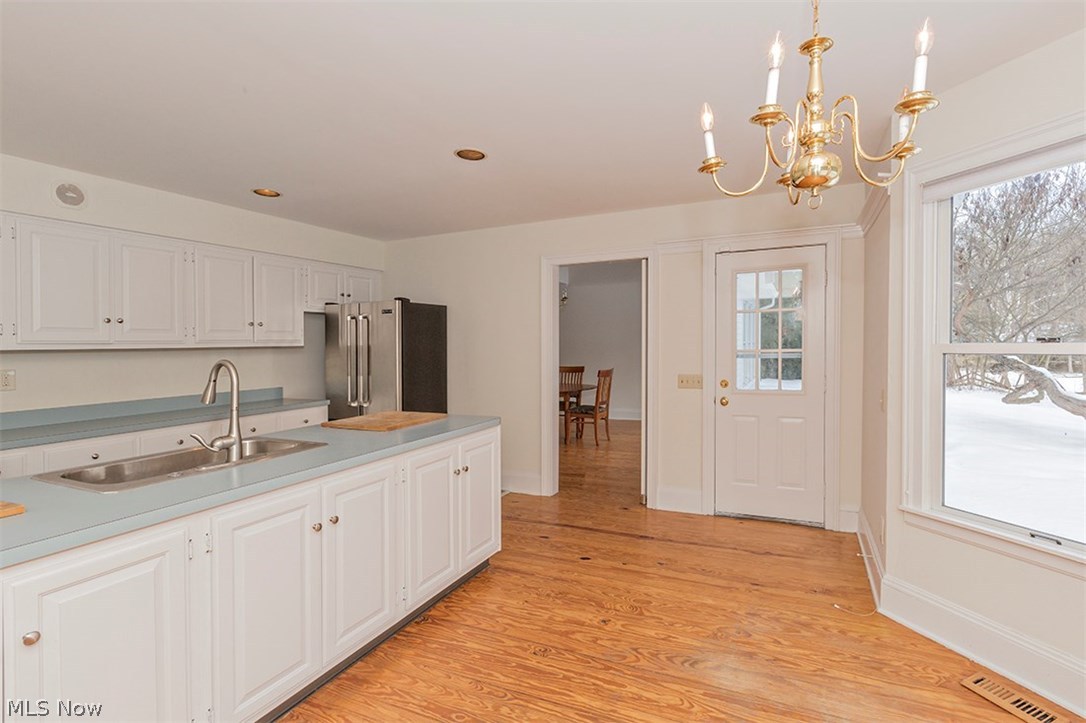 9275 Sperry Road Mentor, OH 44060 - Photo 11 of 34 Gallery Image 11