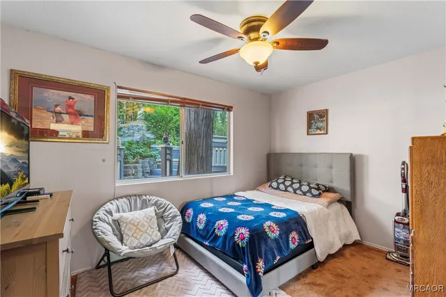 $425,000 | 682 Buckingham Square, Lake Arrowhead, CA 92352