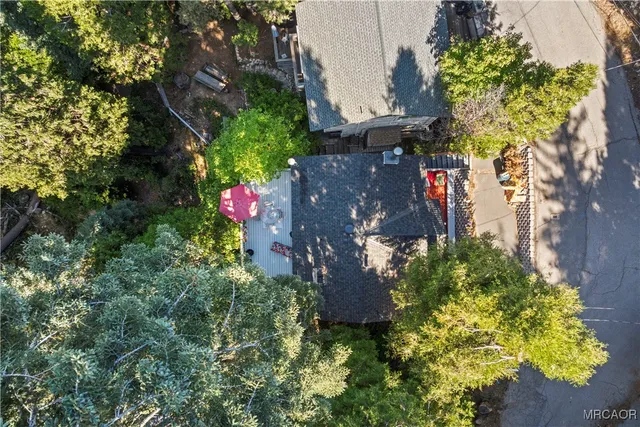 $425,000 | 682 Buckingham Square, Lake Arrowhead, CA 92352