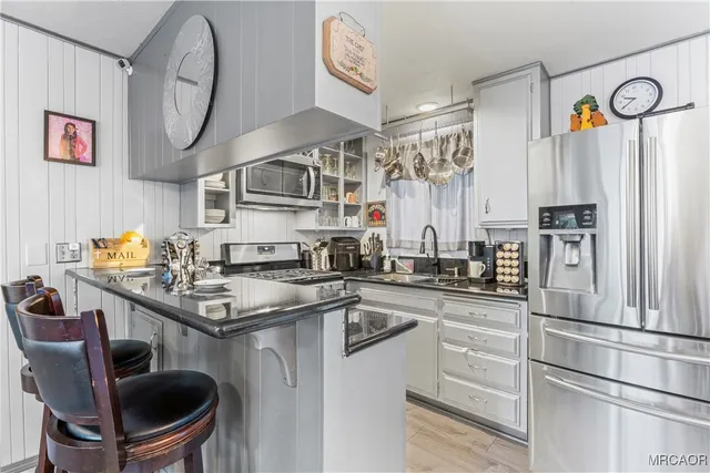 $425,000 | 682 Buckingham Square, Lake Arrowhead, CA 92352