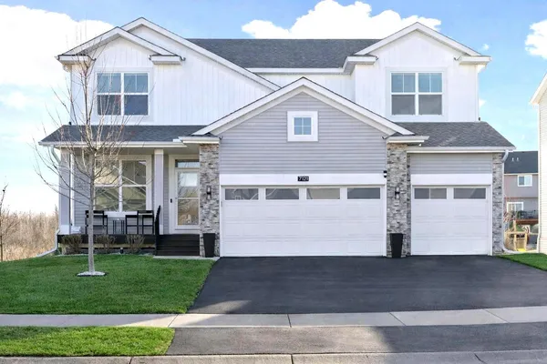 $539,000 | 7121 208th Street North, Forest Lake, MN 55025