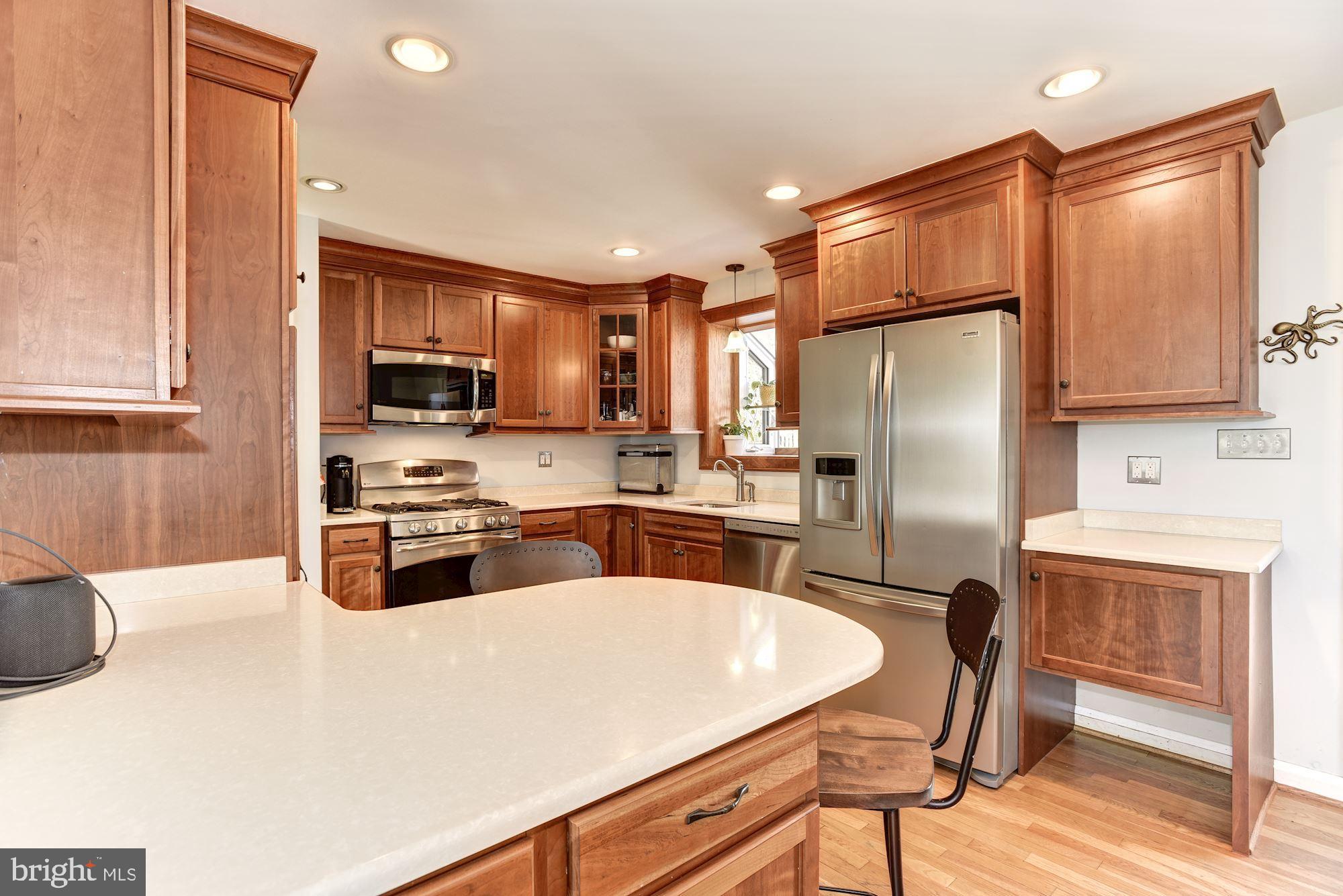 124 Ridgefield Road Lutherville-Timonium, MD 21093 - Photo 14 of 34 Eat-in Kitchen