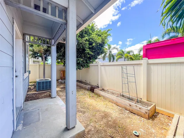 a view of an entryway with a house