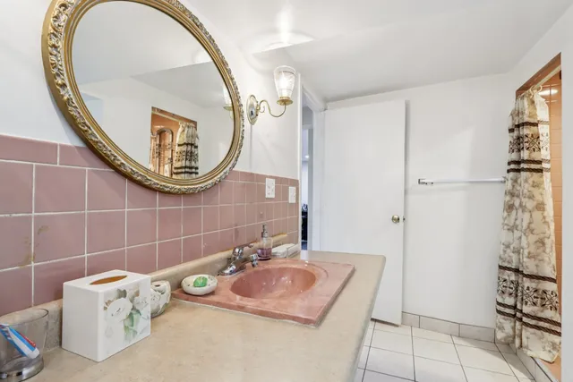 $899,000 | 6741 Ramona, Lincolnwood, IL 60712