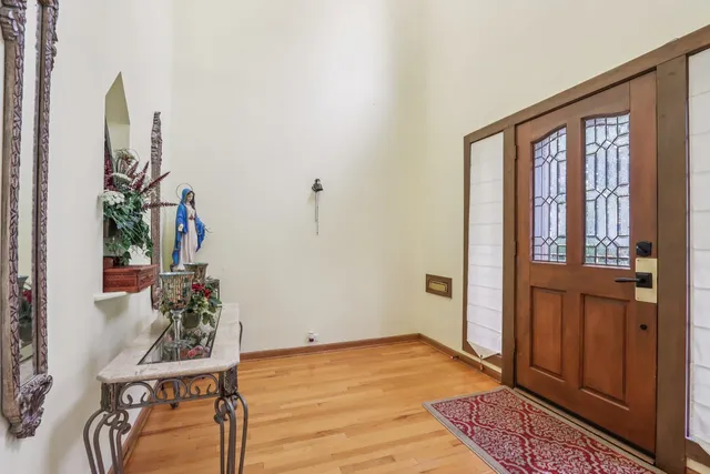 $899,000 | 6741 Ramona, Lincolnwood, IL 60712