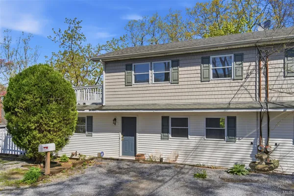 $4,200 | 41 Potters Lane, Huntington, NY 11743
