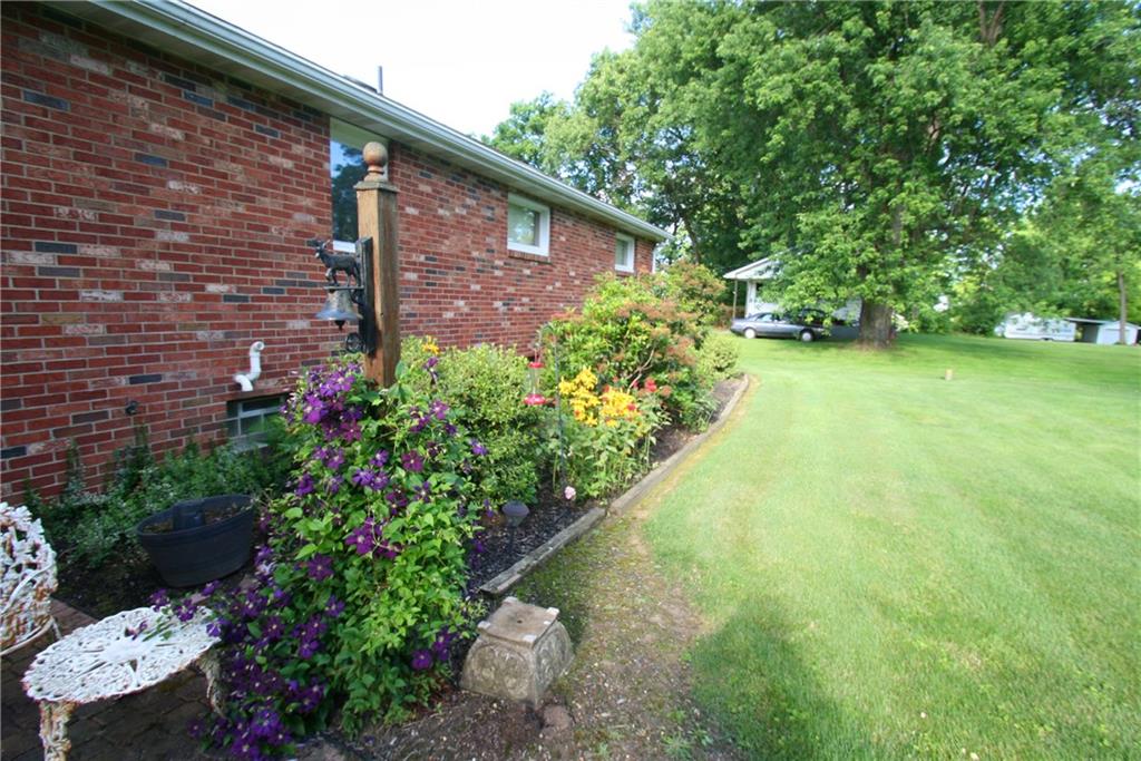 741 Shenango Road New Castle, PA 16101 - Photo 4 of 12 Gallery Image 4