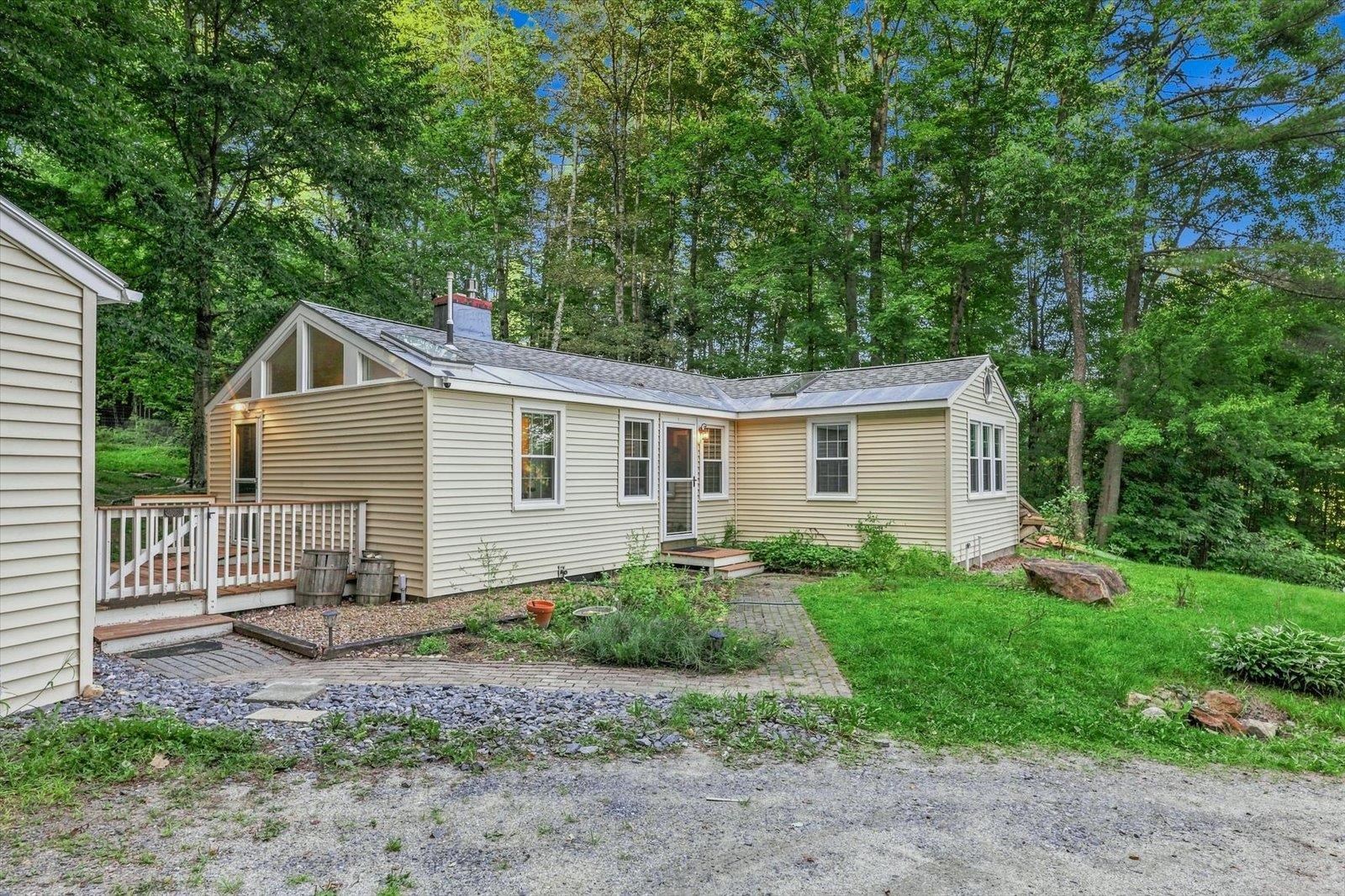 48 Cross Road Sullivan, NH 03445 - Photo 4 of 20 Gallery Image 4