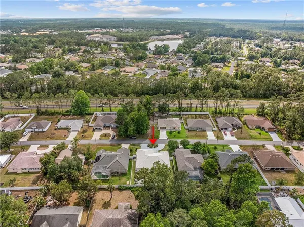 an aerial view of multiple house