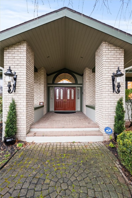 13 Shingle Mill Road Irondequoit, NY 14609 - Photo 2 of 50 Wonderful statement entry!