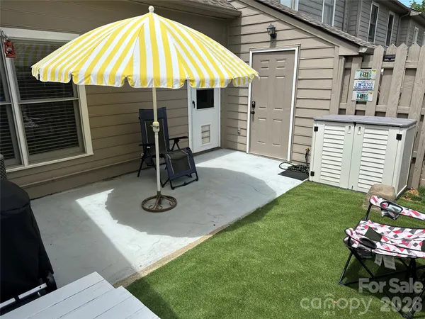 $275,000 | 26 Sleepy Hollow Lane, Swannanoa, NC 28778