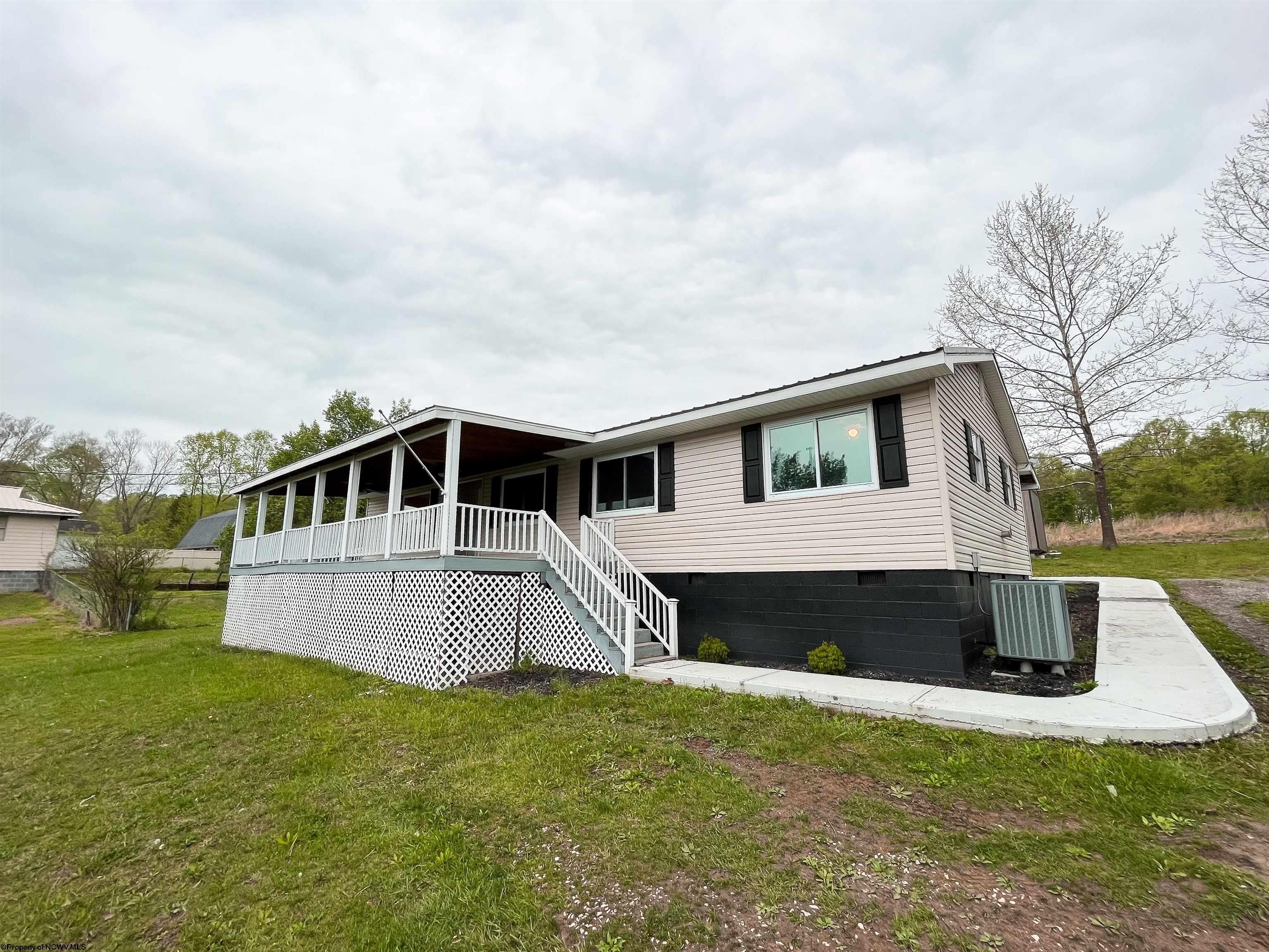 79 Norway Loop Road Fairmont, WV 26554 - Photo 1 of 14 Gallery Image 1