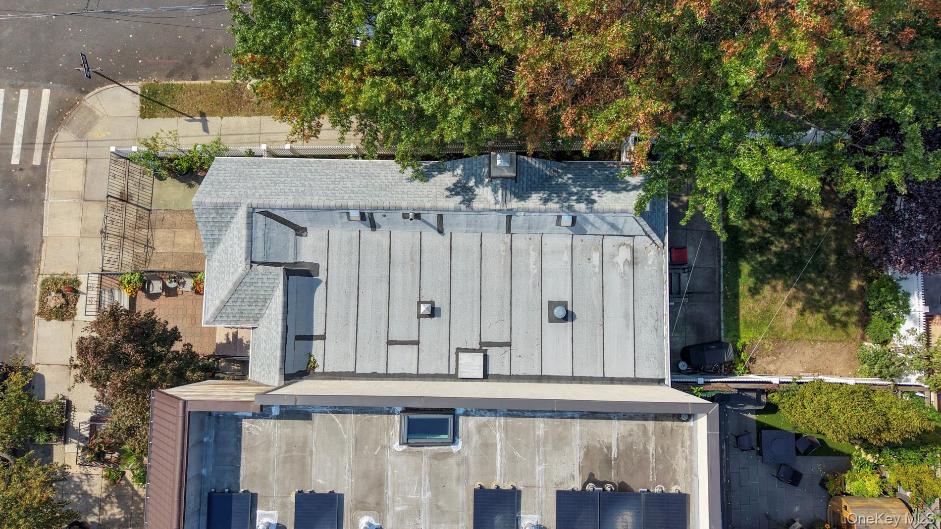 7601 58th Road Queens, NY 11379 - Photo 23 of 26 Gallery Image 23