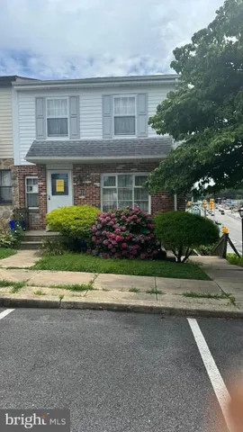 $2,500 | 610 South Cedar Lane, Upper Darby, PA 19082