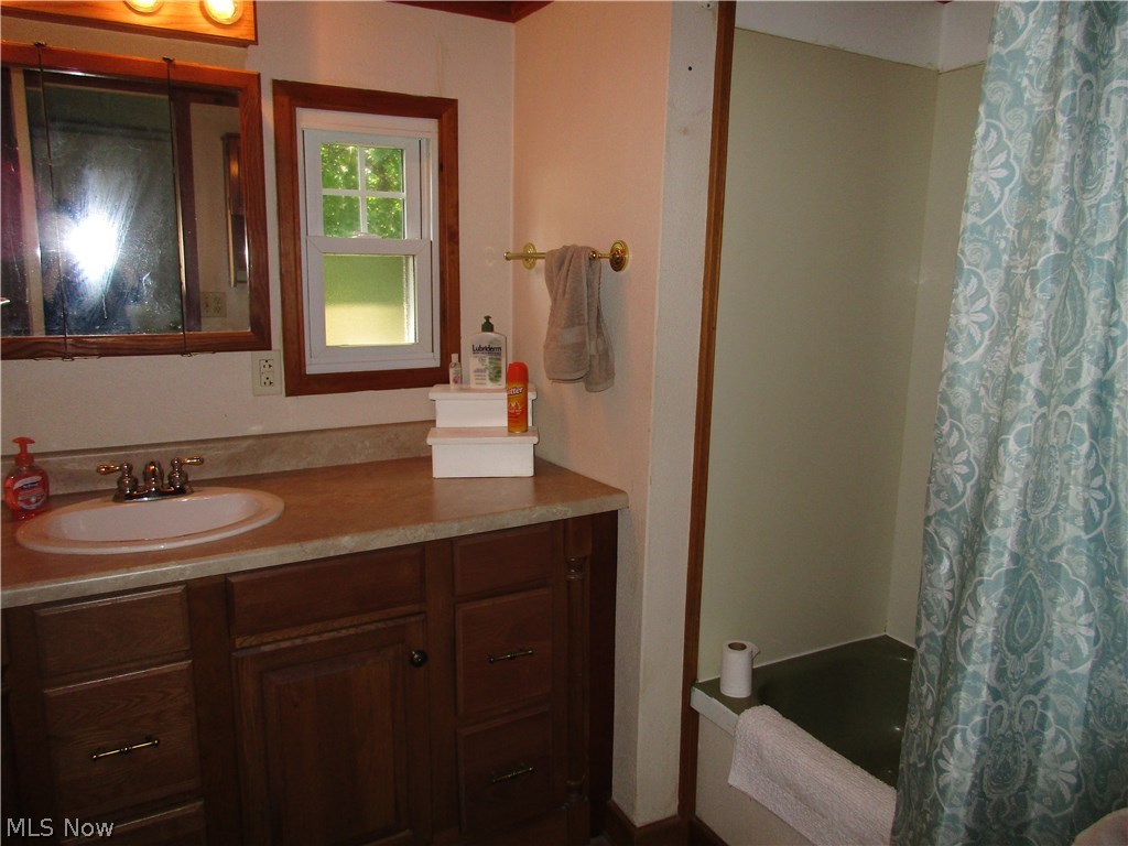6770 Slater Road Andover, OH 44003 - Photo 12 of 19 Gallery Image 12