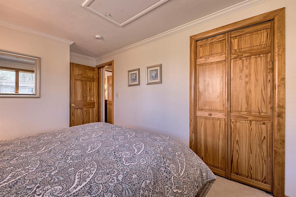 141 Saunders Station Road Trafford, PA 15085 - Photo 18 of 41 Gallery Image 18