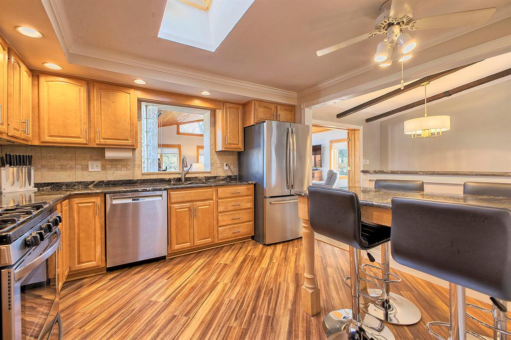 141 Saunders Station Road Trafford, PA 15085 - Photo 7 of 41 Gallery Image 7