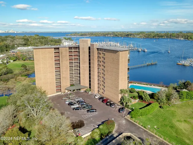 $649,000 | 4401 Lakeside Drive, Unit 903, Jacksonville, FL 32210