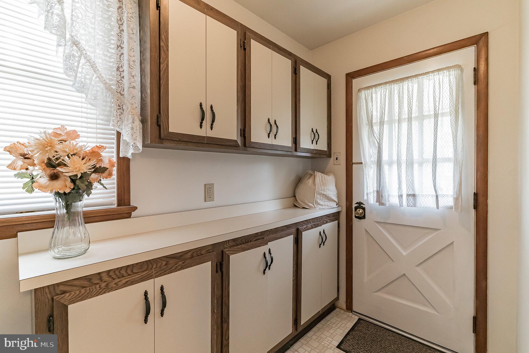 213 Trinity Avenue Ambler, PA 19002 - Photo 16 of 33 Mudroom