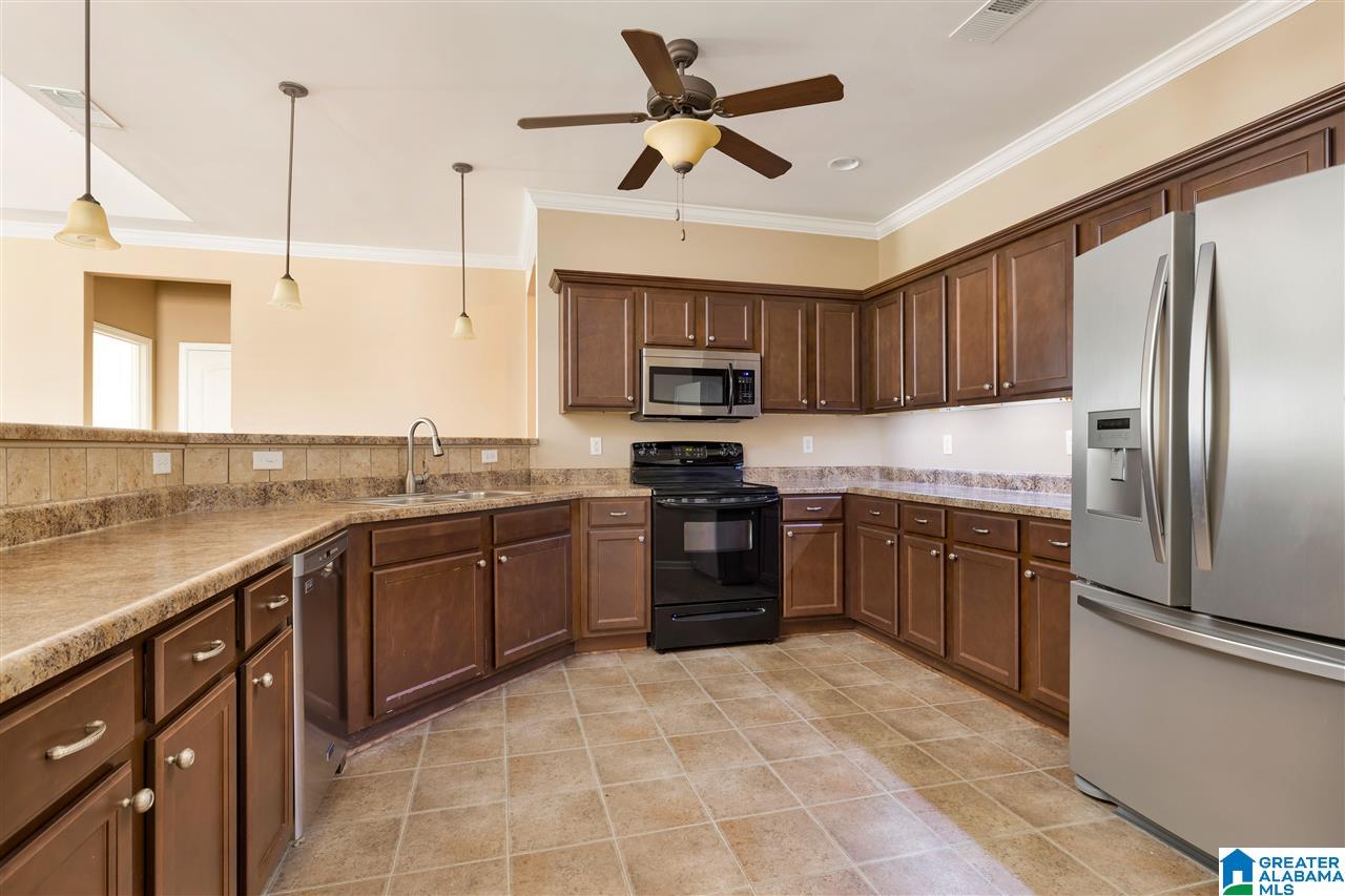 518 Blackberry Glenn Springville, AL 35146 - Photo 10 of 26