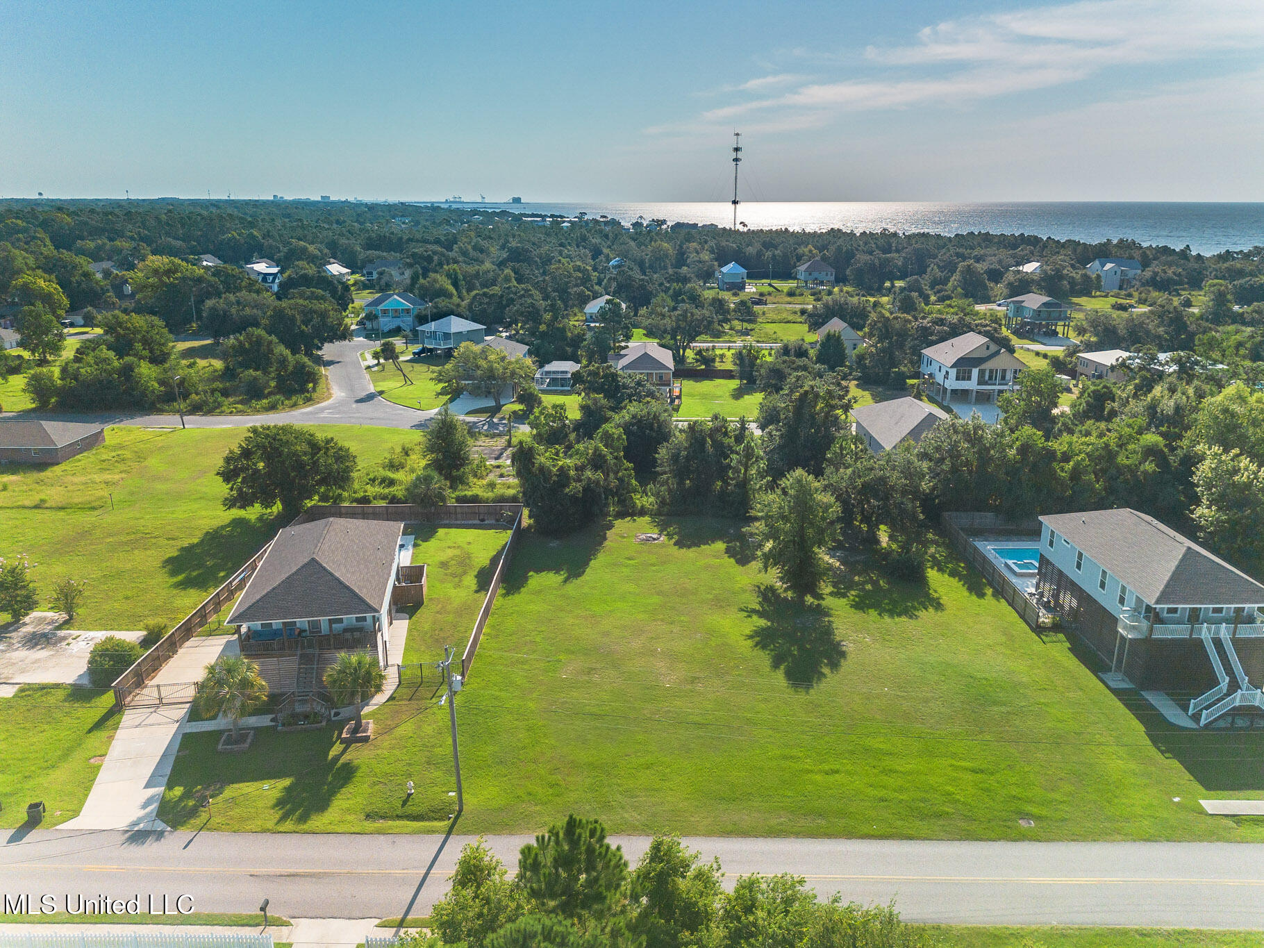 208 White Harbor Road Long Beach, MS 39560 - Photo 5 of 9 DJI_0401