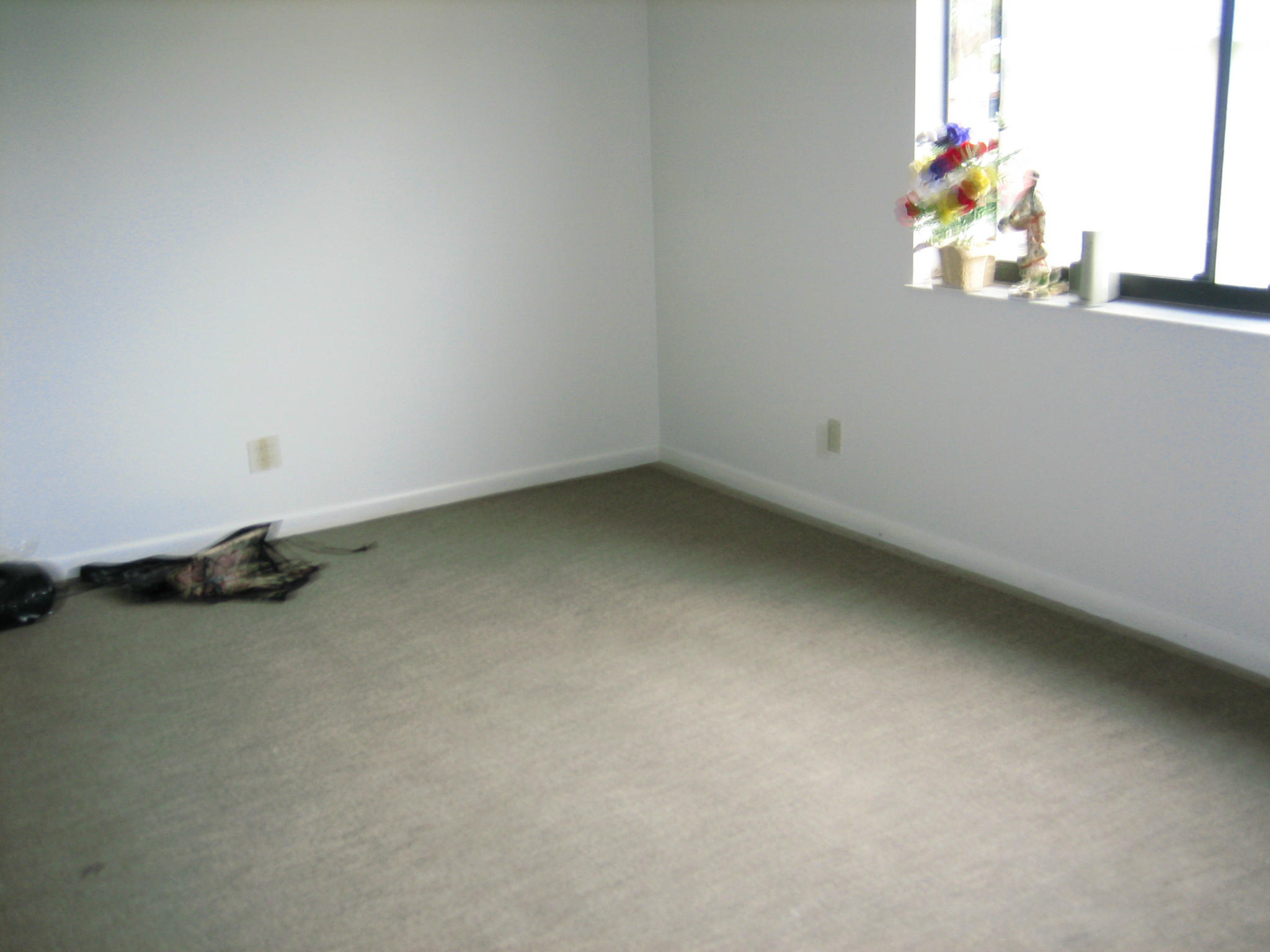 2919 Southeast Amherst Street Stuart, FL 34997 - Photo 5 of 11 Living area
