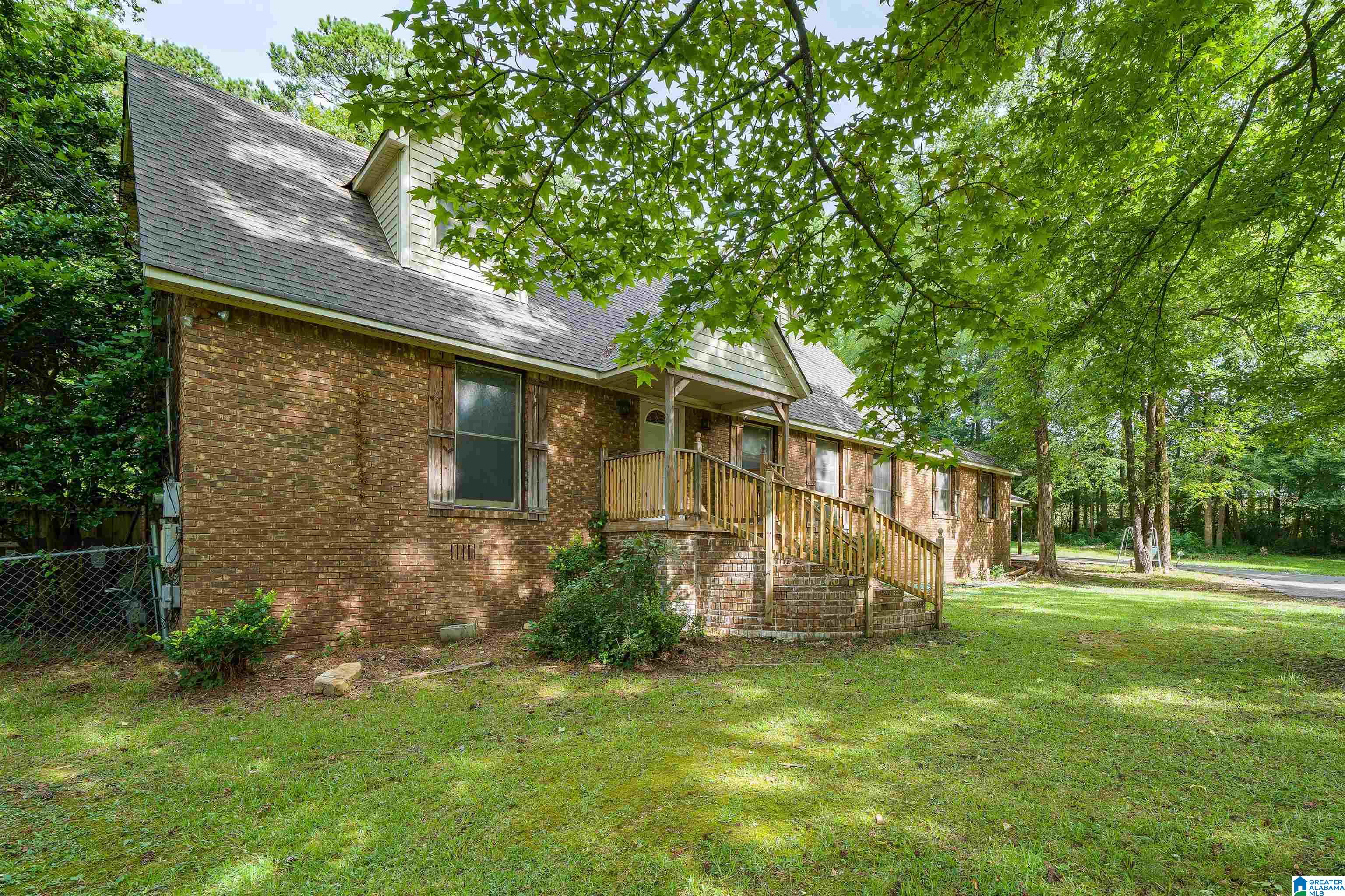 1946 Linden Street Leeds, AL 35094 - Photo 4 of 29