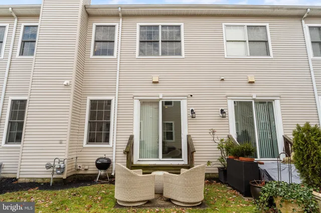 $600,000 | 917 Park Pl Drive, Cherry Hill, NJ 08002