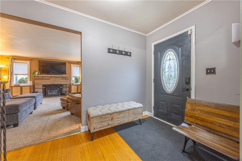 63 Evergreen Terrace Uniontown, PA 15401 - Photo 7 of 25 a living room with furniture