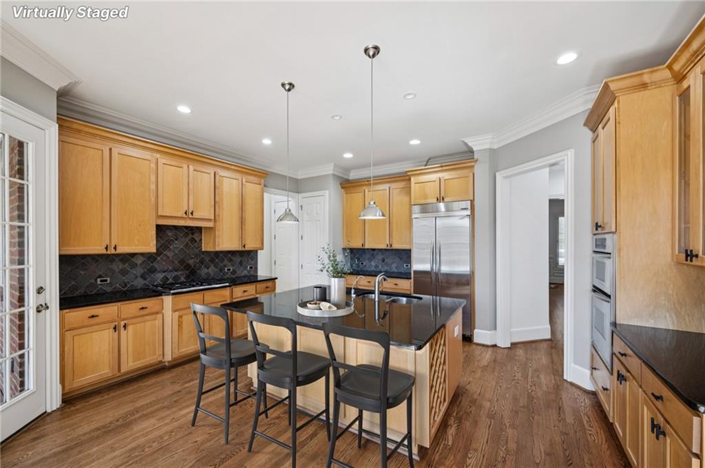 250 Enclave Circle Atlanta, GA 30342 - Photo 12 of 45