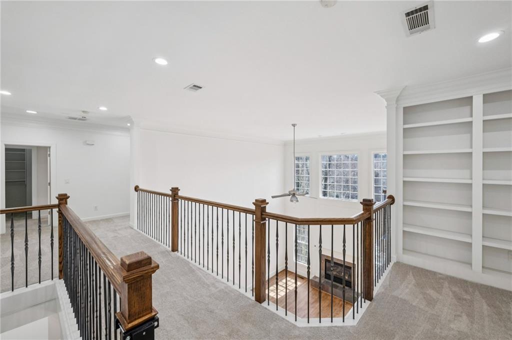 250 Enclave Circle Atlanta, GA 30342 - Photo 21 of 45