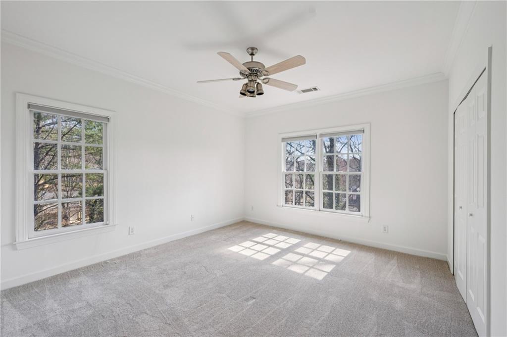 250 Enclave Circle Atlanta, GA 30342 - Photo 29 of 45
