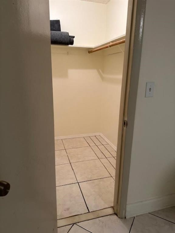 6505 Winfield Boulevard, Unit B14 Margate, FL 33063 - Photo 5 of 10