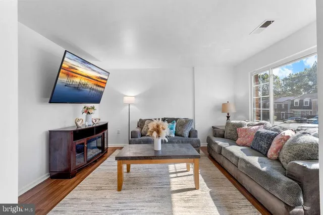 $354,999 | 7714 Merrick Lane, Landover, MD 20785