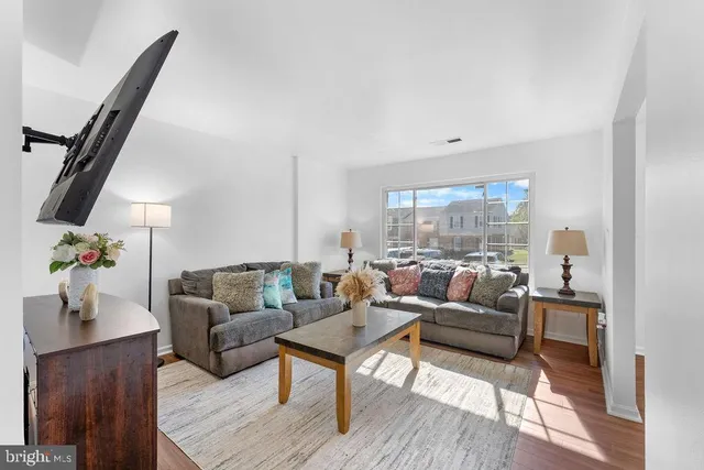 $354,999 | 7714 Merrick Lane, Landover, MD 20785