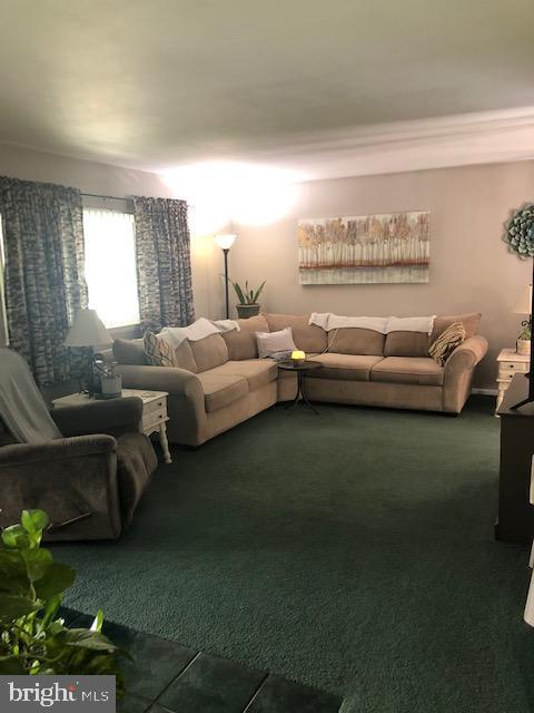 4722 Delbrook Road Mechanicsburg, PA 17050 - Photo 5 of 11 Living Room