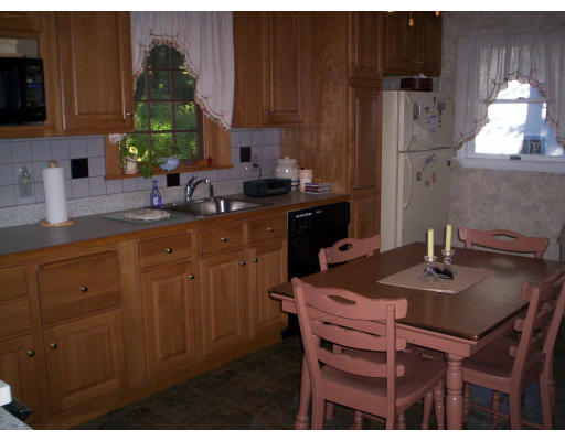 564 Hudson Road Sudbury, MA 01776 - Photo 8 of 16 Gallery Image 8