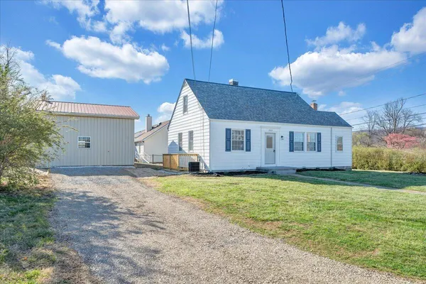 $298,000 | 2105 Mountain Avenue, Salem, VA 24153