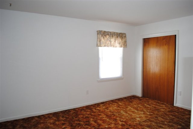 25 Eberle Road Colonie, NY 12110 - Photo 3 of 9 Photo 3