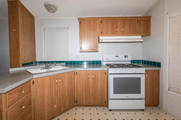 $32,000 | 2505 Jackson Avenue, Unit 113, Escalon, CA 95320