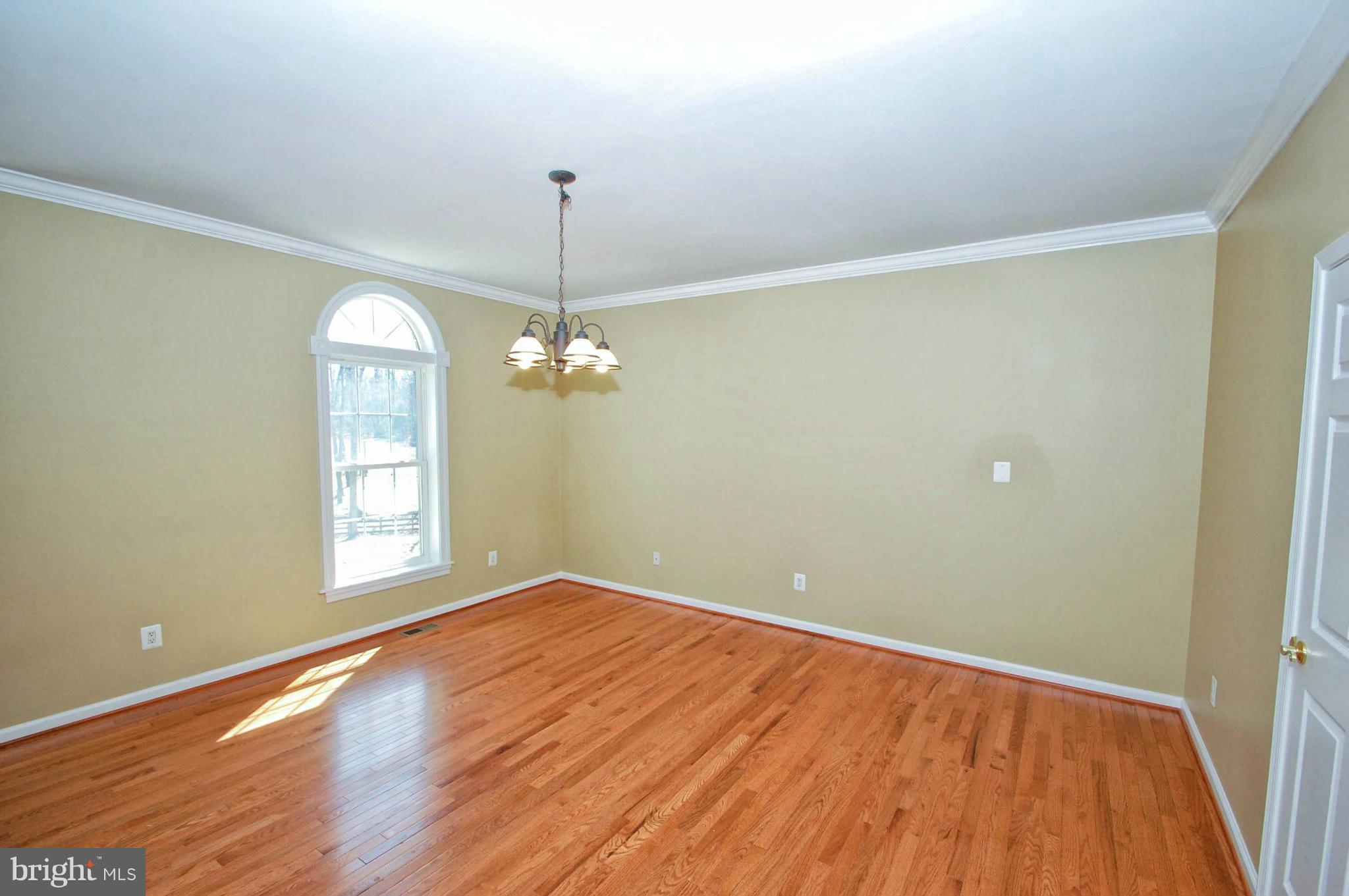 579 Sleepywoods Road Cross Junction, VA 22625 - Photo 20 of 29 Dining Room