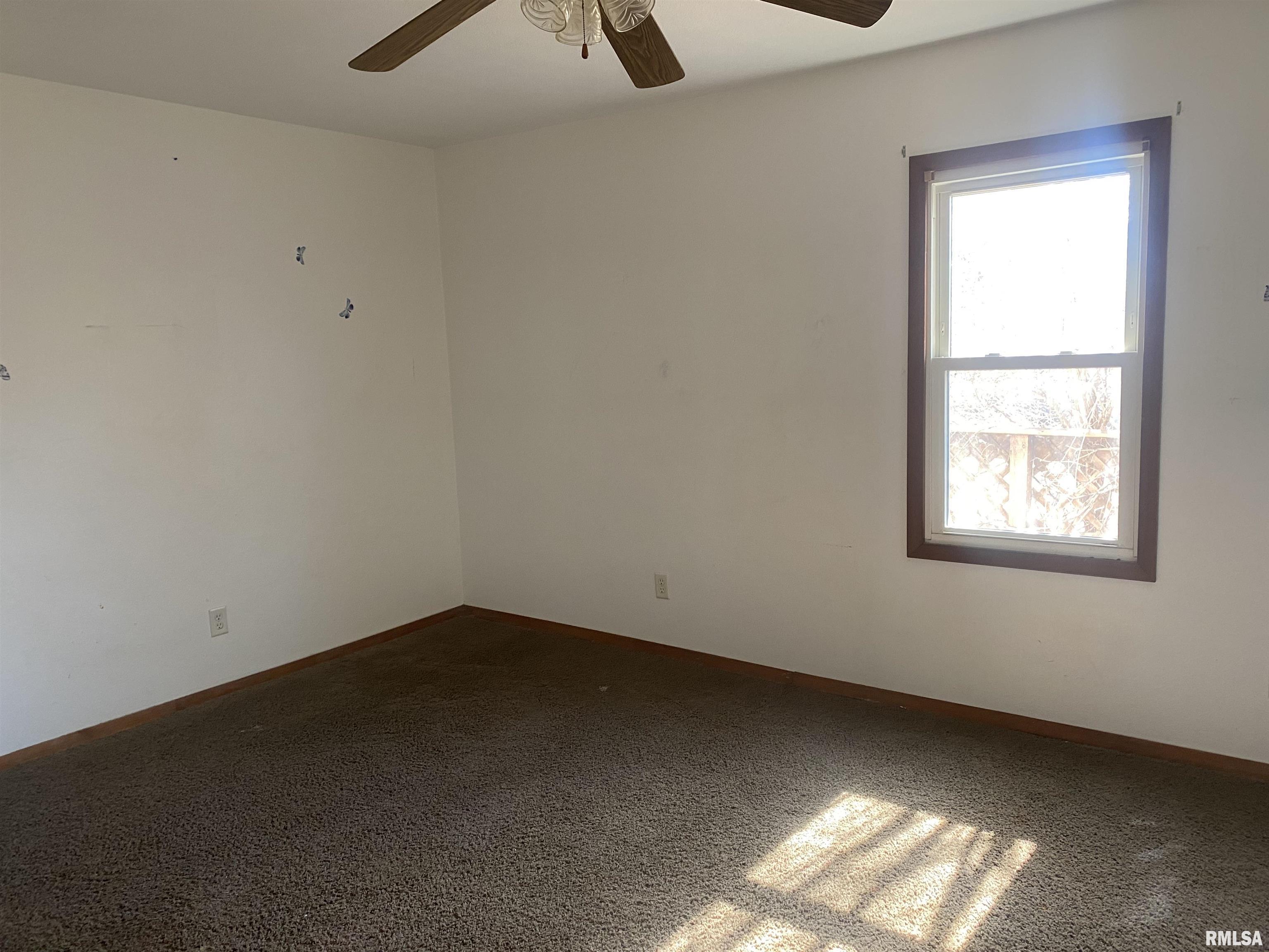 400 Fulton Avenue St. David, IL 61563 - Photo 12 of 36 Gallery Image 12