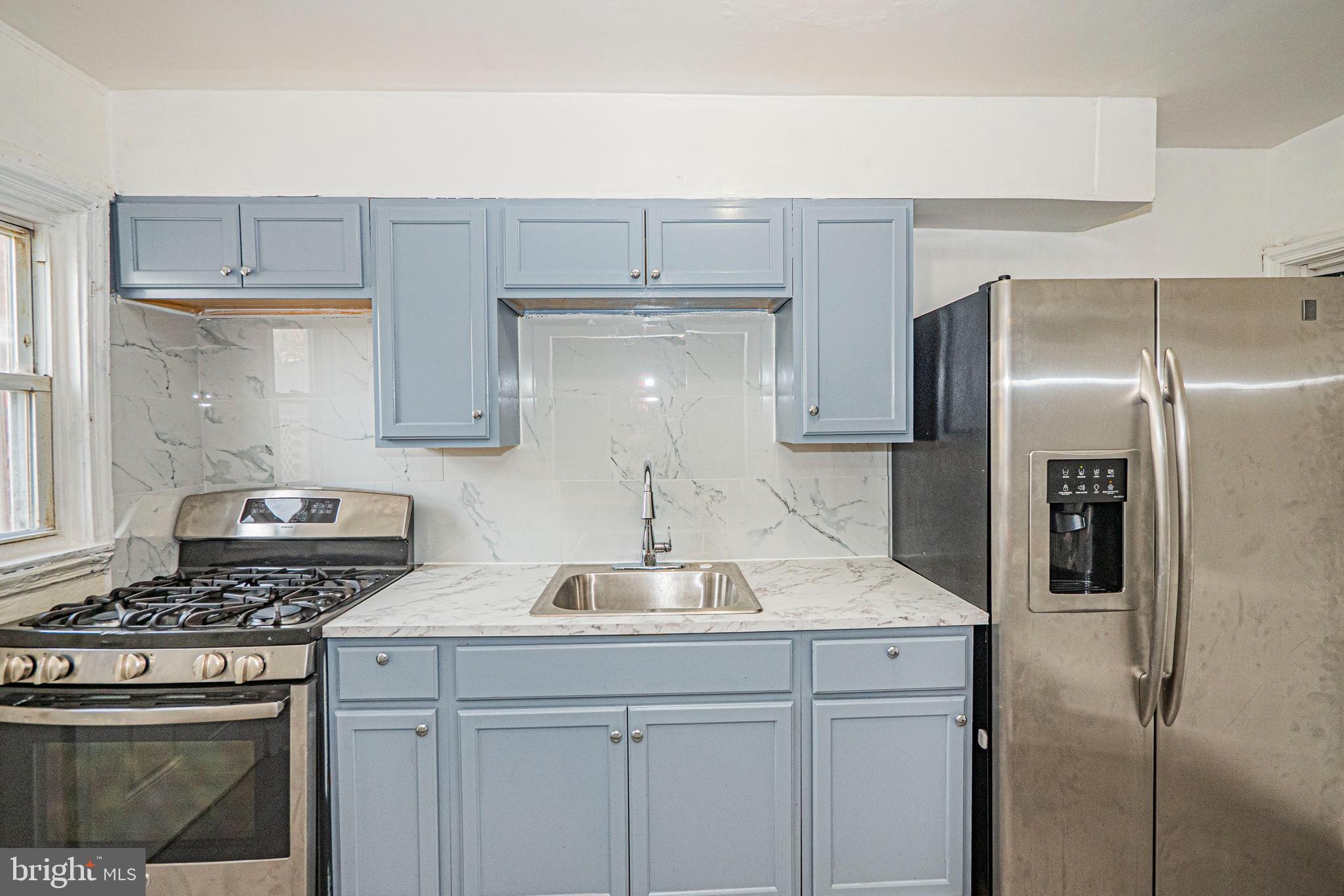 6424 Bushey Street Baltimore, MD 21224 - Photo 3 of 28