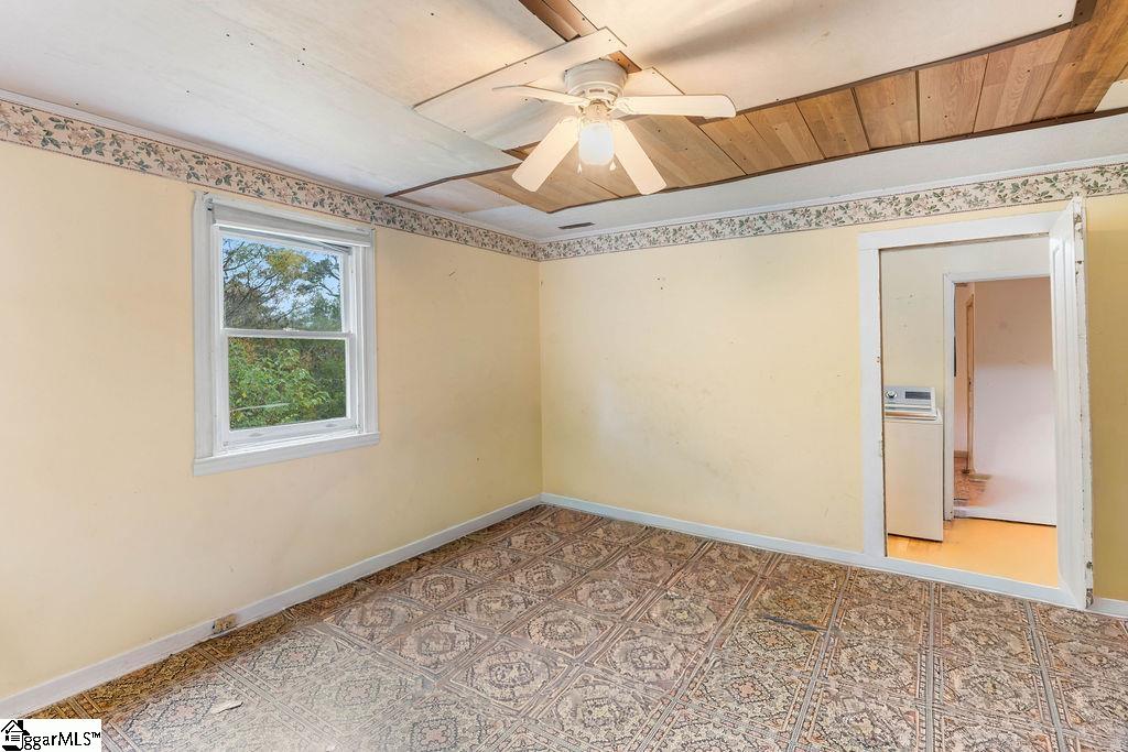 309 Flat Drive Buffalo, SC 29321 - Photo 10 of 27