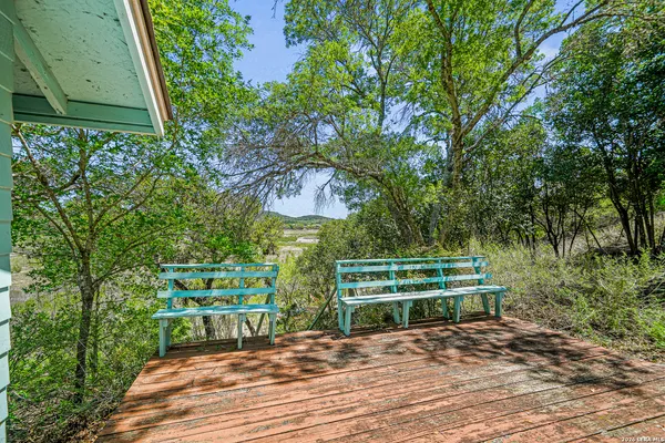 $369,000 | 1427 Elmhurst Drive, Lakehills, TX 78063