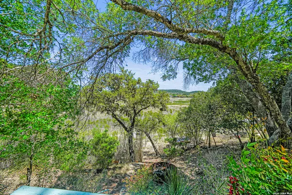 $369,000 | 1427 Elmhurst Drive, Lakehills, TX 78063
