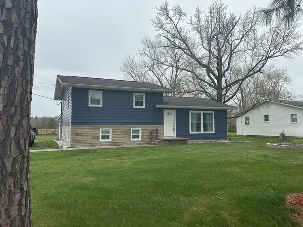$159,900 | 12945 Bowling Alley Road, Benton, IL 62812