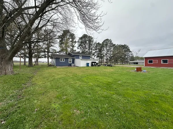 $159,900 | 12945 Bowling Alley Road, Benton, IL 62812